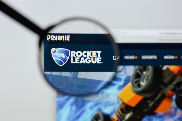 Does the Ball Curve in Rocket League? Never Press Pause